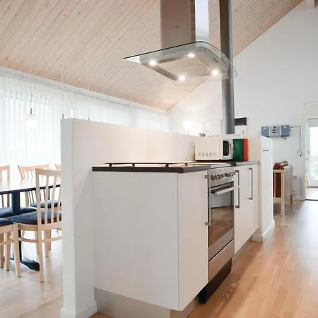 Beautiful Home In Brovst With Sauna بيت للعطل Brovst